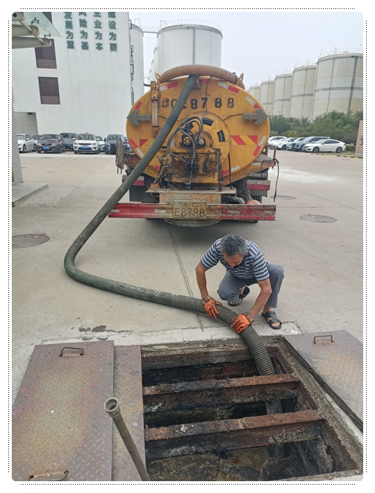 灵台隔油池清掏