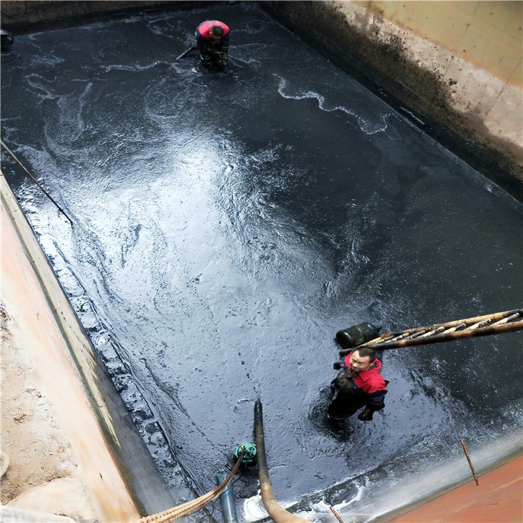 灵台废水池清理