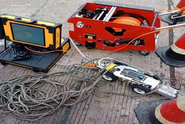 灵台CCTV管道检测机器人